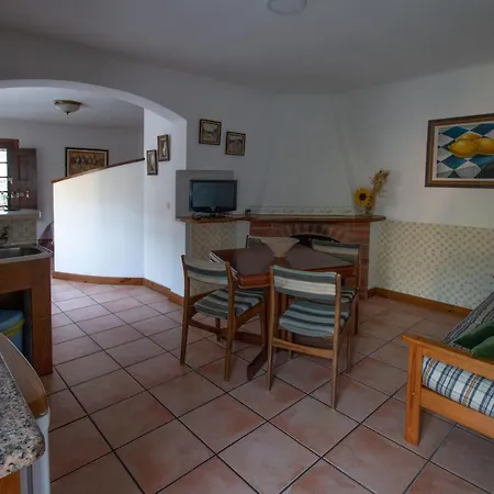 Quinta De Rio Alcaide * Porto de Mós